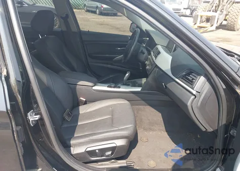 2013 BMW 328I xDrive z USA, uszkodzony, nr VIN WBA3B5G53DNS04643